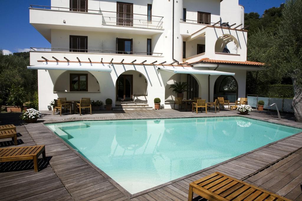Hotel Le Piane Villammare Exterior photo